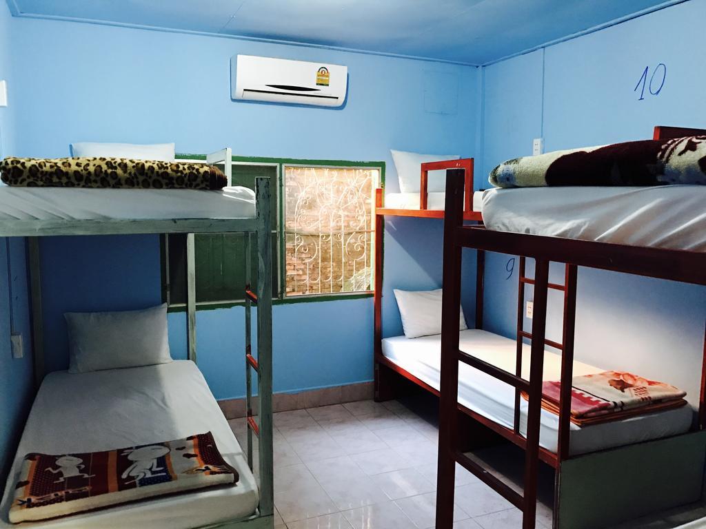 Real Vang Vieng Backpacker Hostel Exterior foto