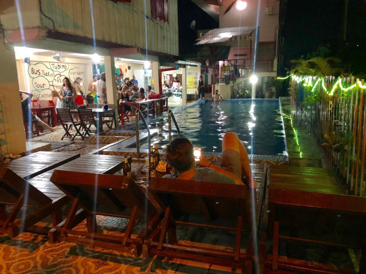 Real Vang Vieng Backpacker Hostel Exterior foto